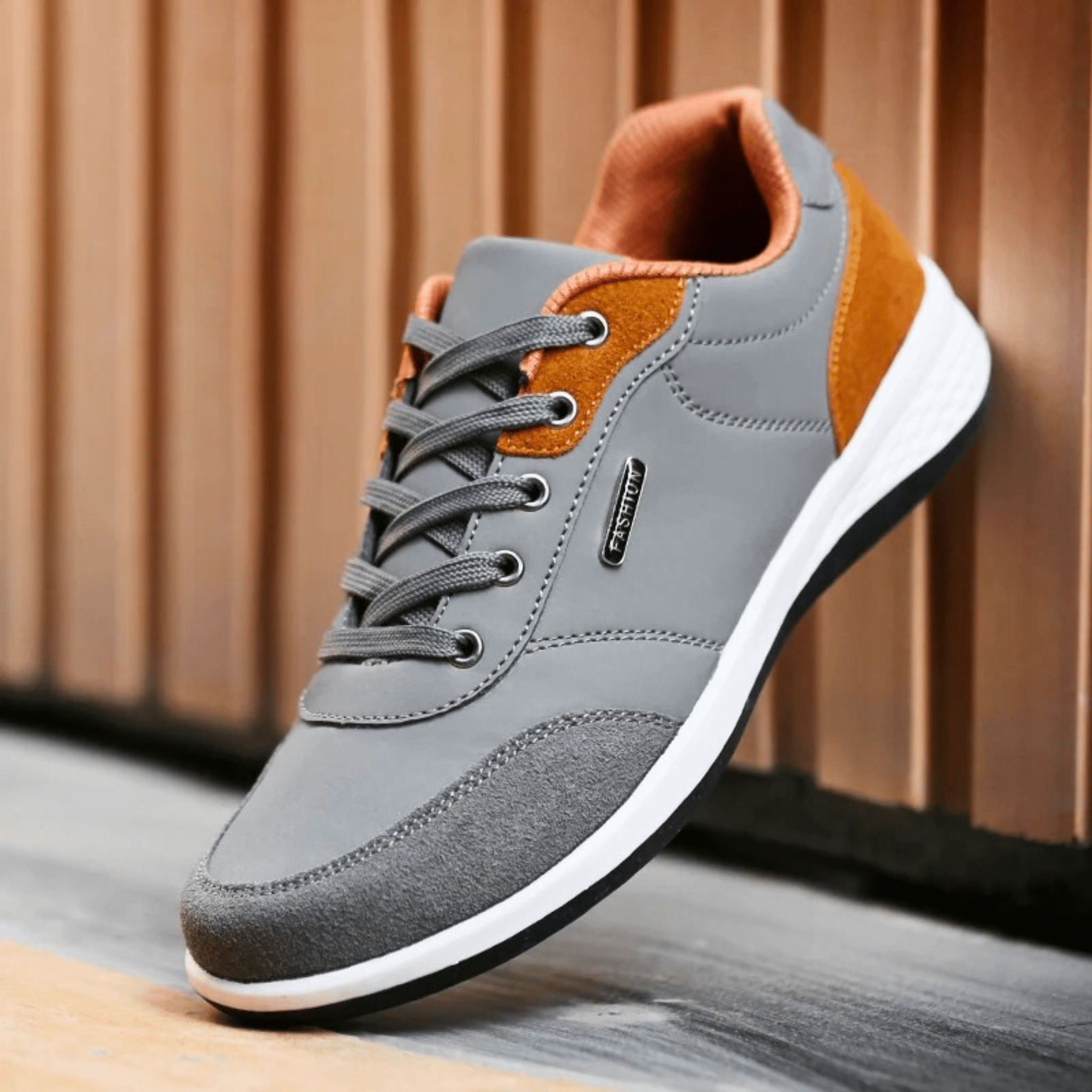 Women's Casual Sneaker | Lace-Up White Brown-4