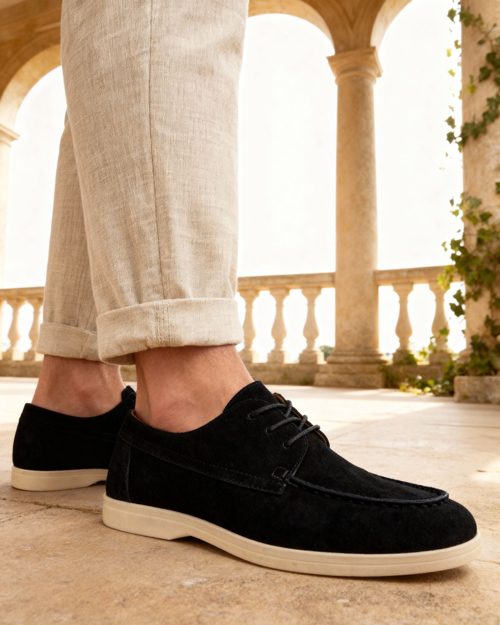 Men's lace-up shoes with suede-effect upper