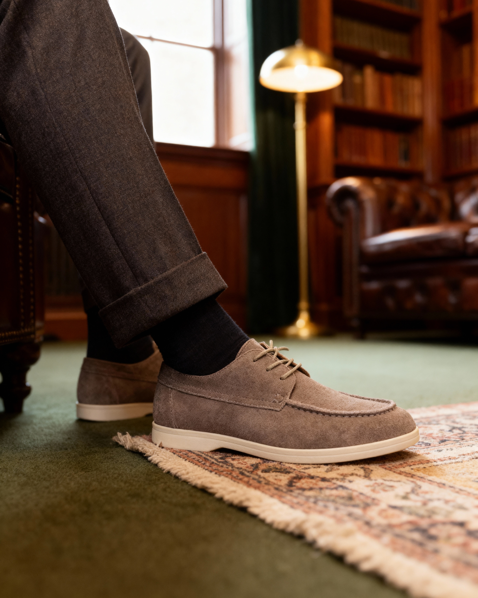 Men's lace-up shoes with suede-effect upper