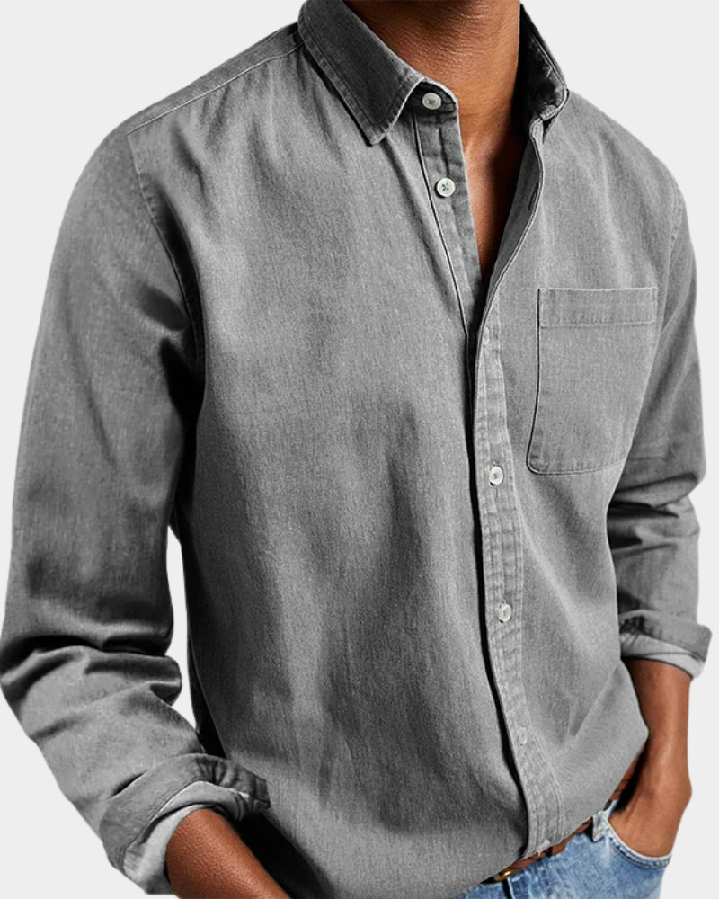 Men's long sleeve spread-collar weekend shirt