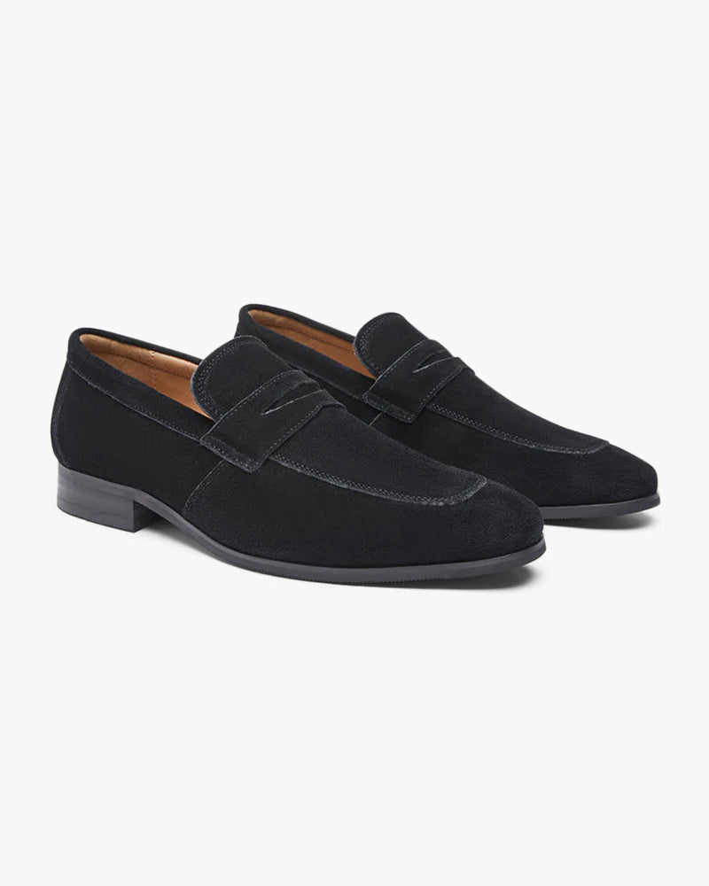 Men's penny loafers with moccasin seam and slip-on construction