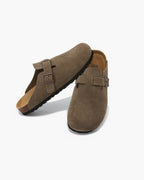 Men's slip-on clogs with low block heel