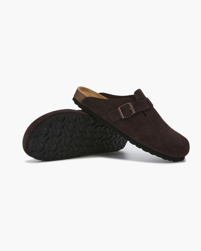 Men's slip-on clogs with low block heel