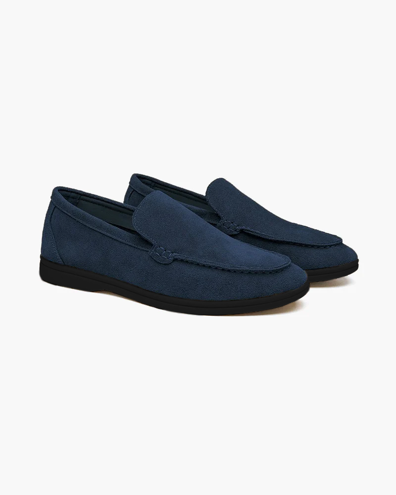 Men's slip-on loafers with black soles