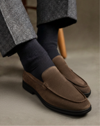 Men's slip-on loafers with black soles