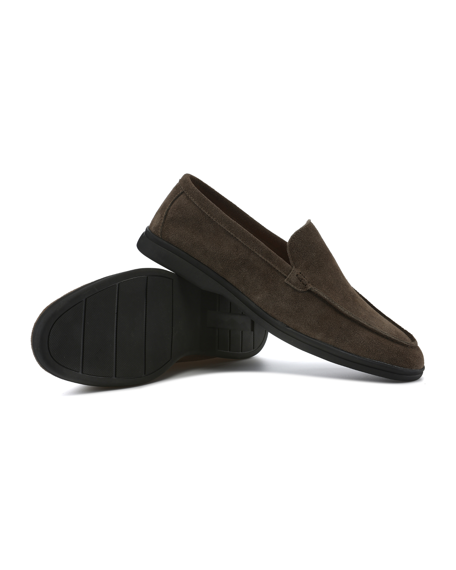 Men's slip-on loafers with black soles
