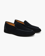 Men's slip-on loafers with black soles