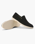 Men's slip-on loafers with moccasin toe
