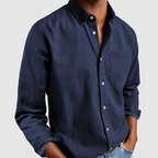 Men's spread-collar button-front weekend shirt