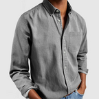 Men's spread-collar button-front weekend shirt