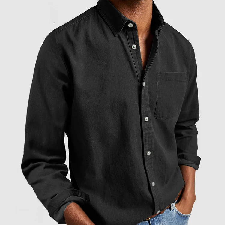 Men's spread-collar button-front weekend shirt
