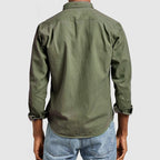 Men's spread-collar button-front weekend shirt