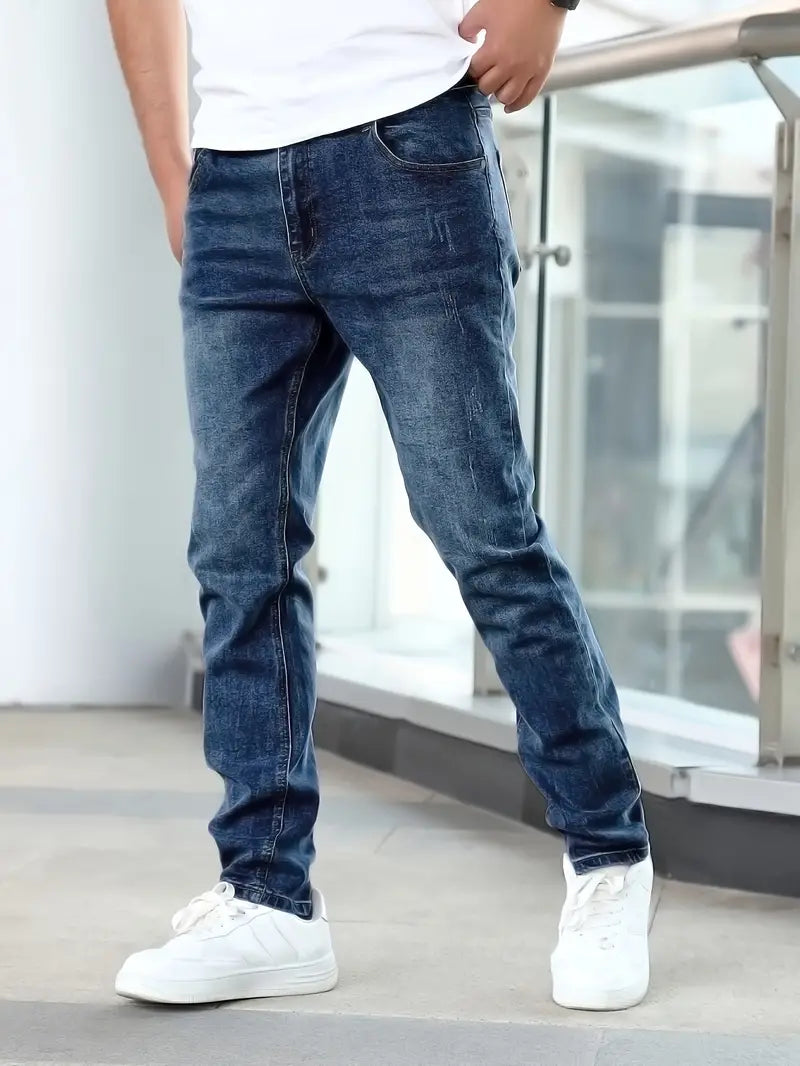Men's straight leg washed weekend jeans