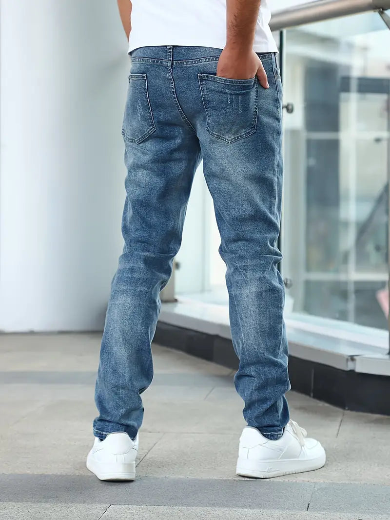 Men's straight leg washed weekend jeans