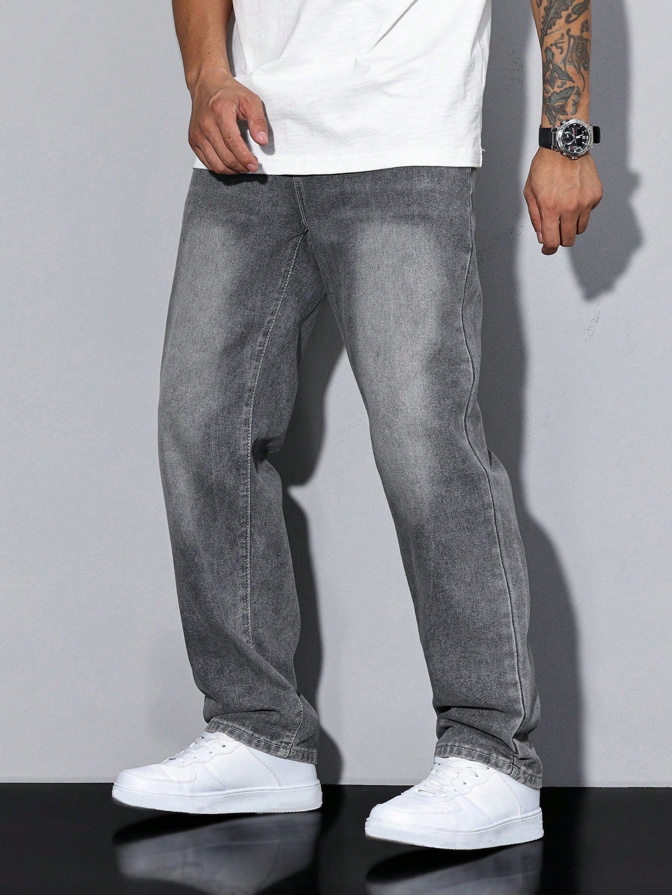 Men's straight leg wide-fit weekend jeans