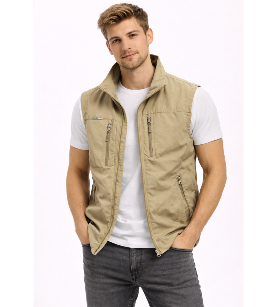 Men's zip-front stand-collar outdoor gilet