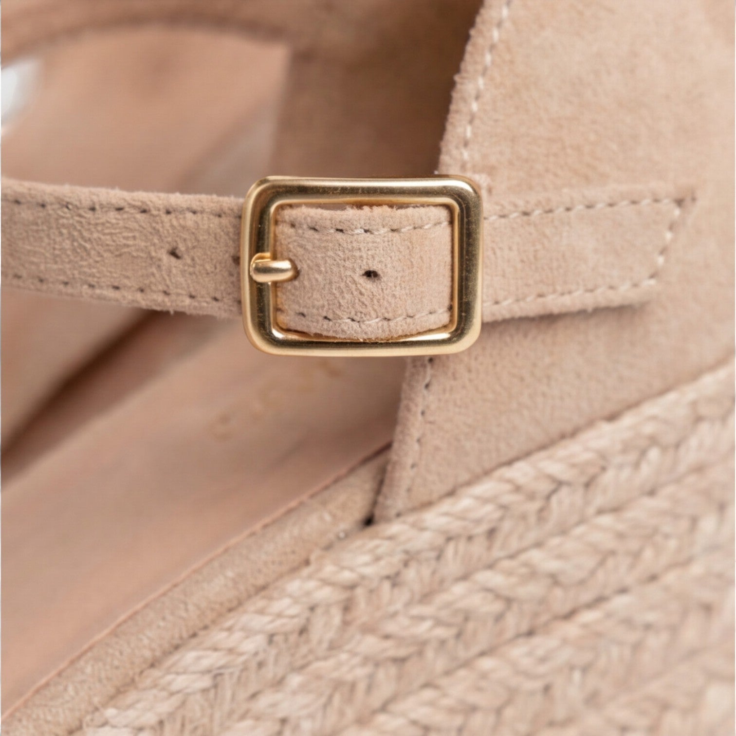Women's closed toe ankle strap wedge sandals