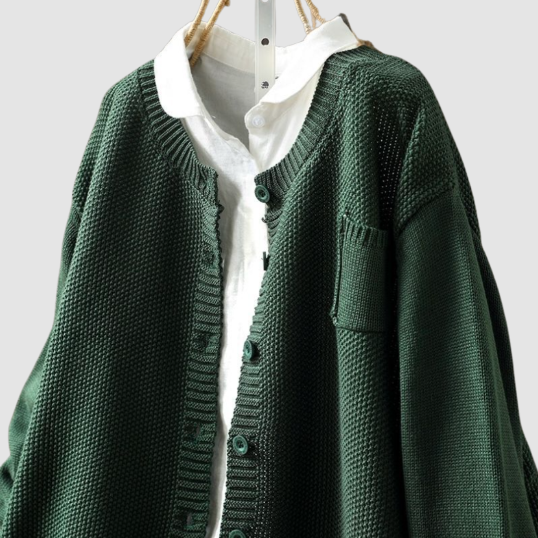 Women's oversized button-front autumn cardigan
