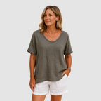 Women's oversized v-neck weekend t-shirt