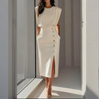 Women's sleeveless midi office dress