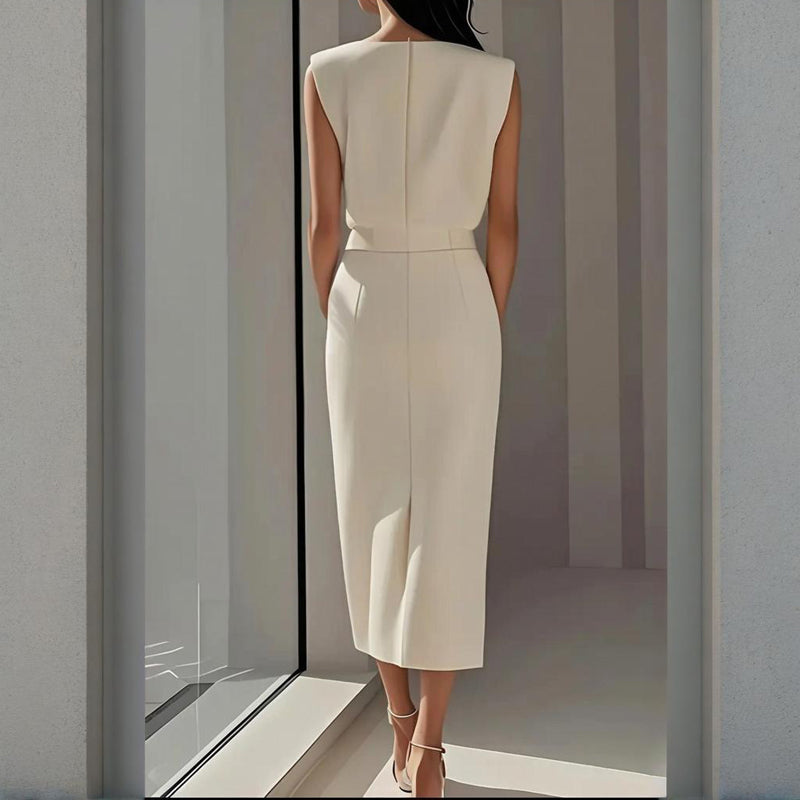 Women's sleeveless midi office dress