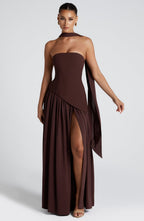 Women's strapless fitted evening maxi dress