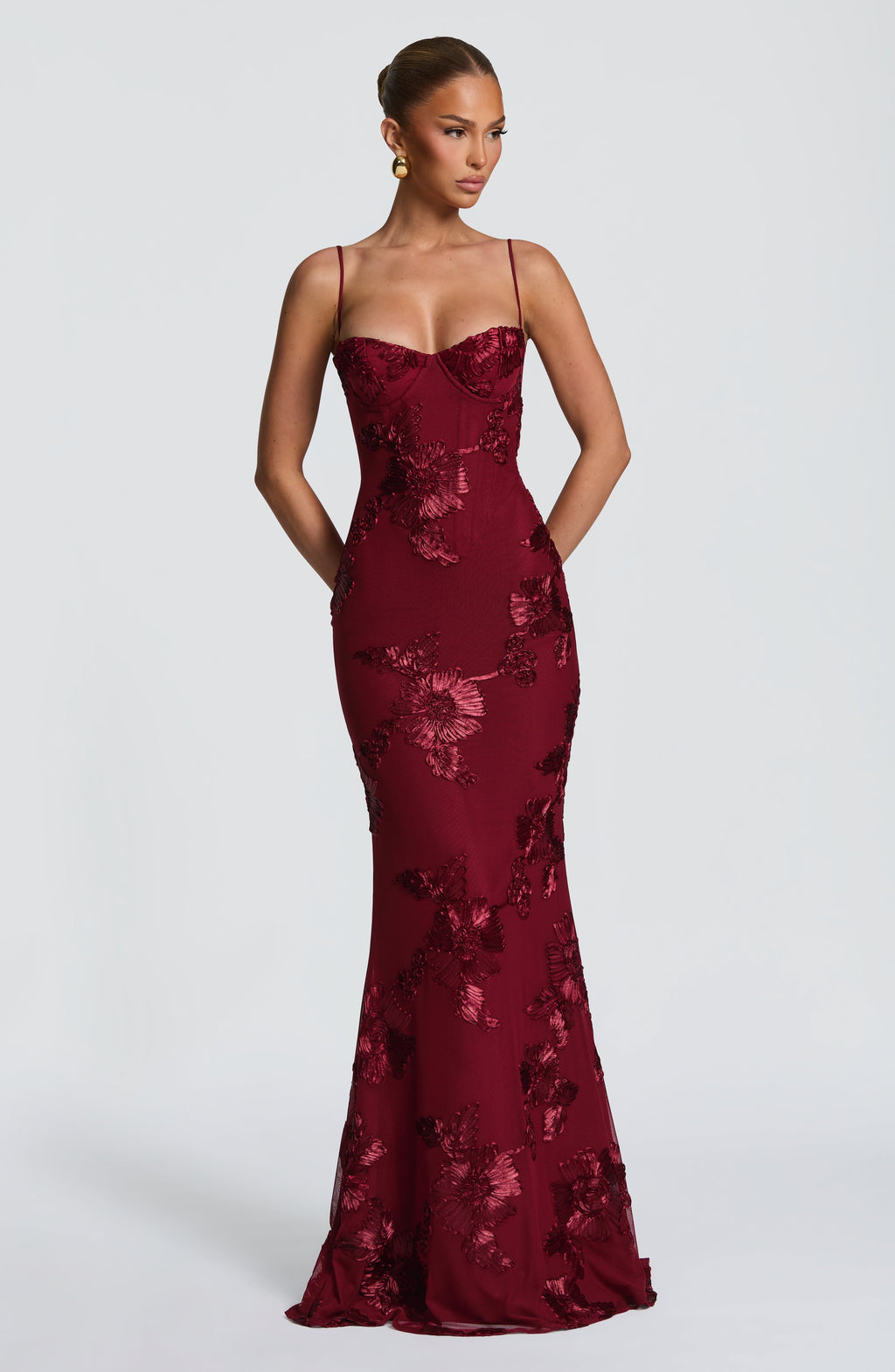 Women's sweetheart-neck floral appliqué evening dress
