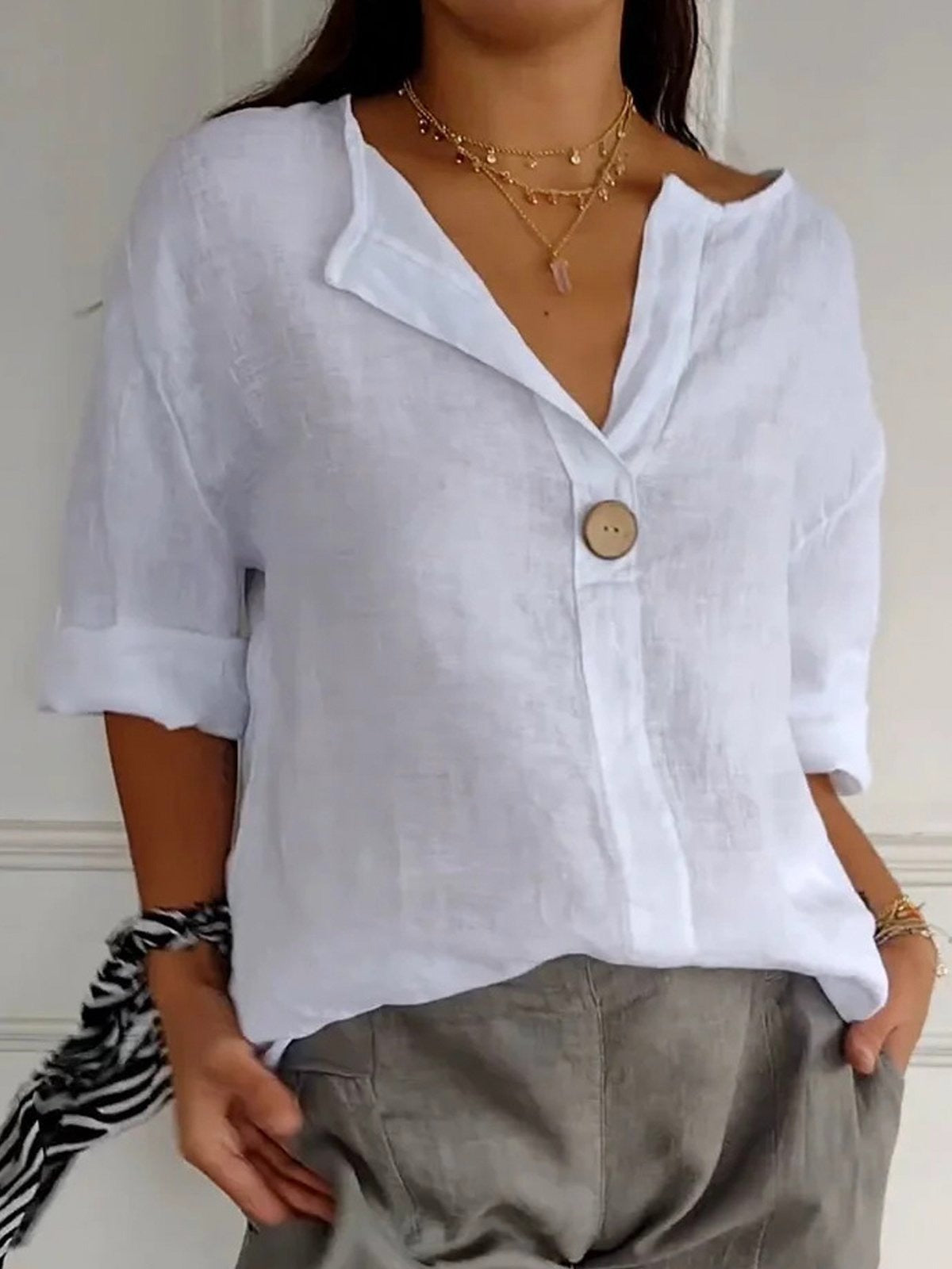 Women's v-neck three-quarter sleeve summer blouse